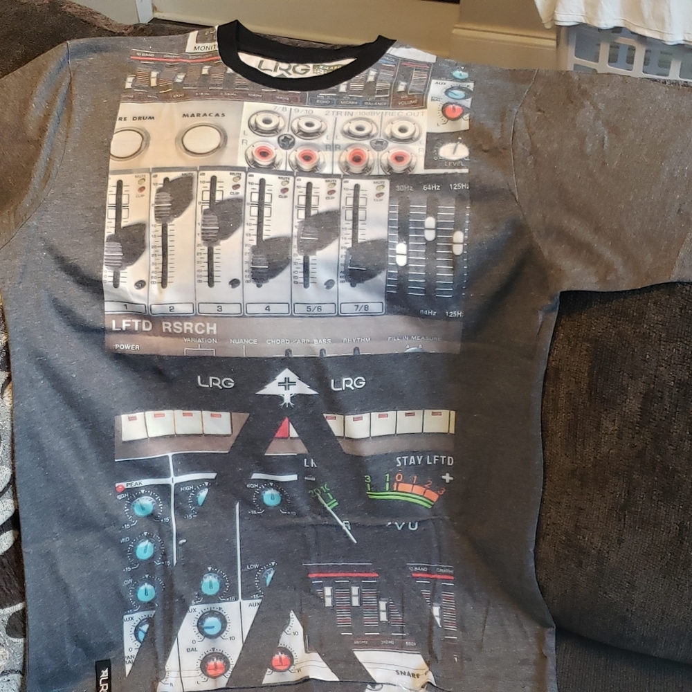 LRG Shirt
